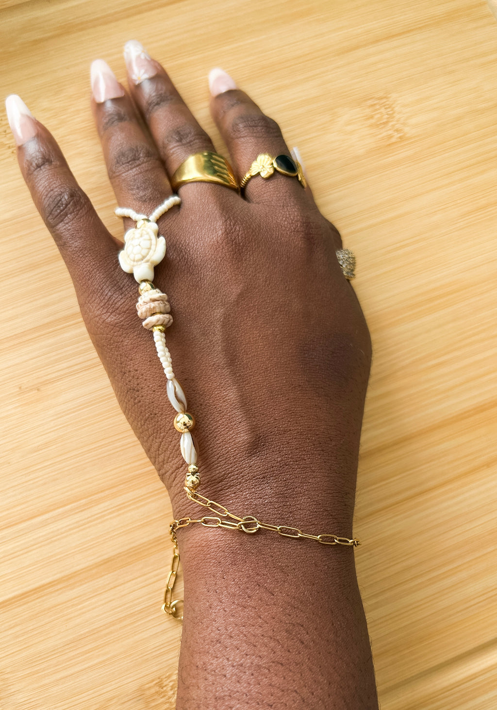 Lemonade hand chain